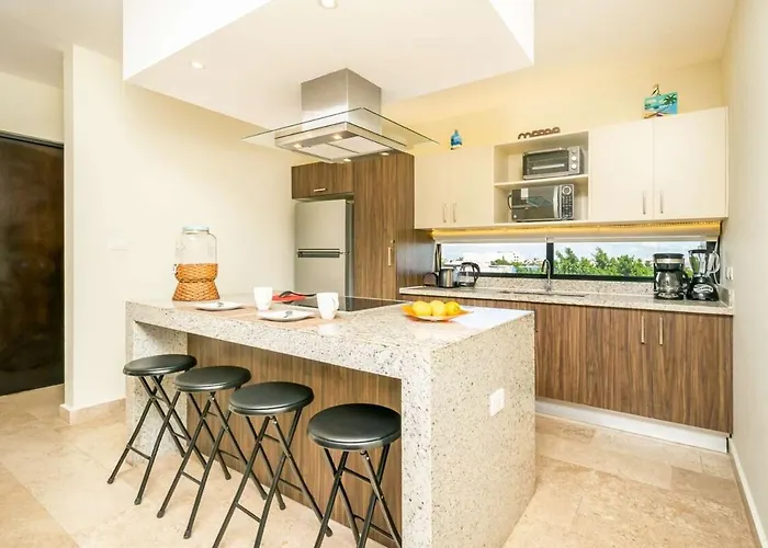 Apartment 2br W Rooftop Pool & Backyard